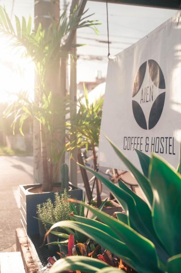 Aien Coffee & Hostel Чатан Екстериор снимка
