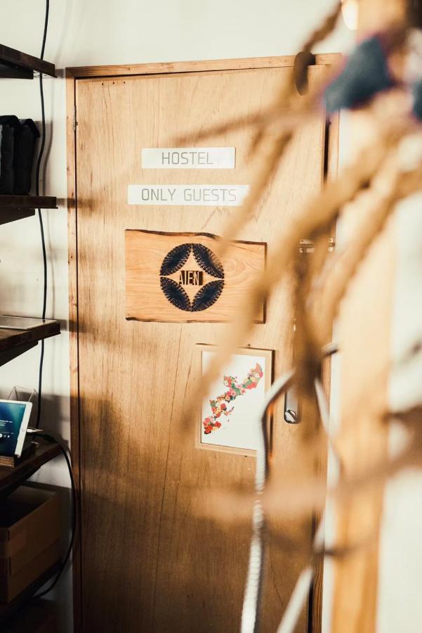 Aien Coffee & Hostel Чатан Екстериор снимка