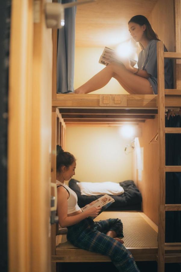 Aien Coffee & Hostel Чатан Екстериор снимка