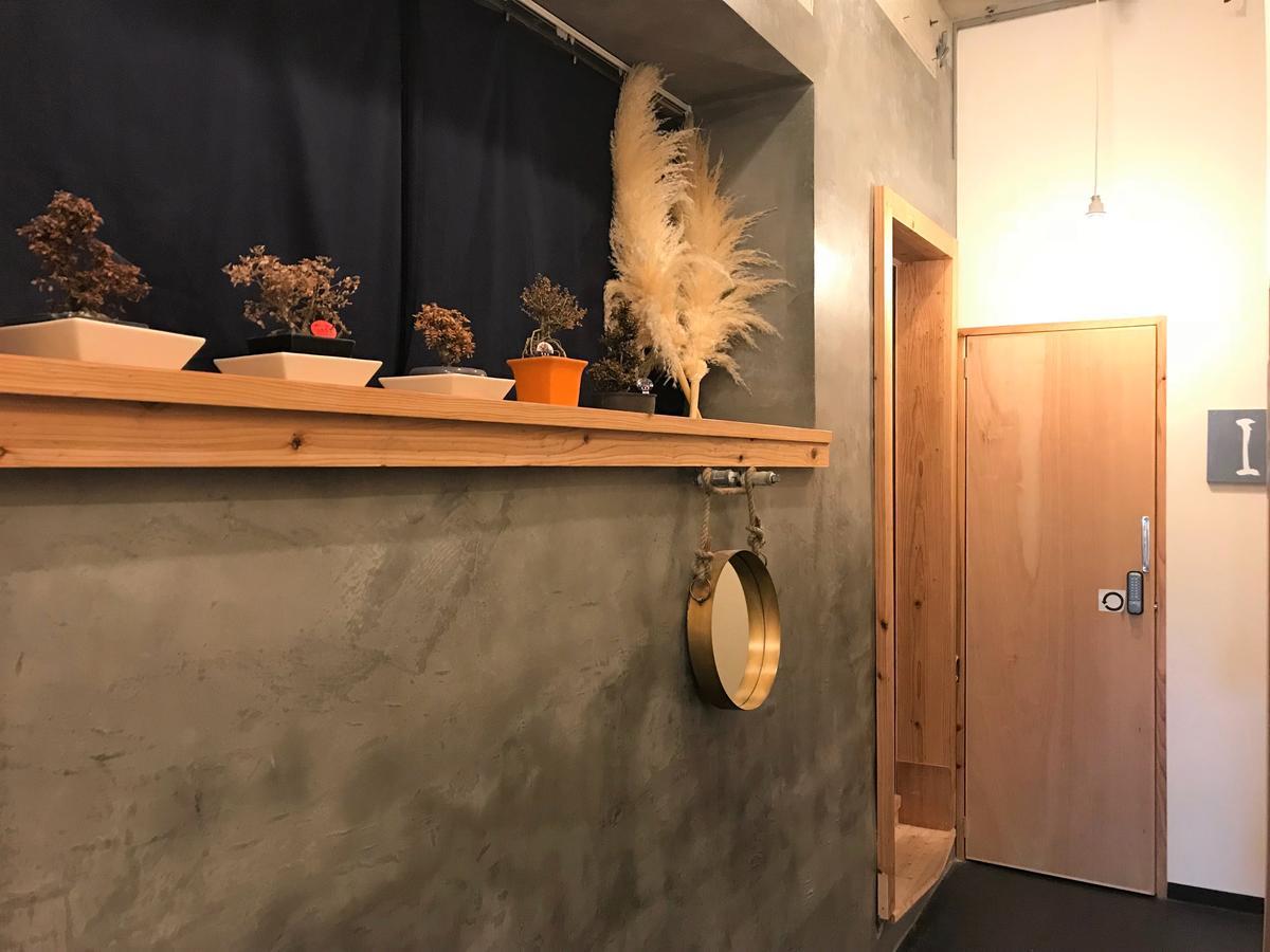 Aien Coffee & Hostel Чатан Екстериор снимка